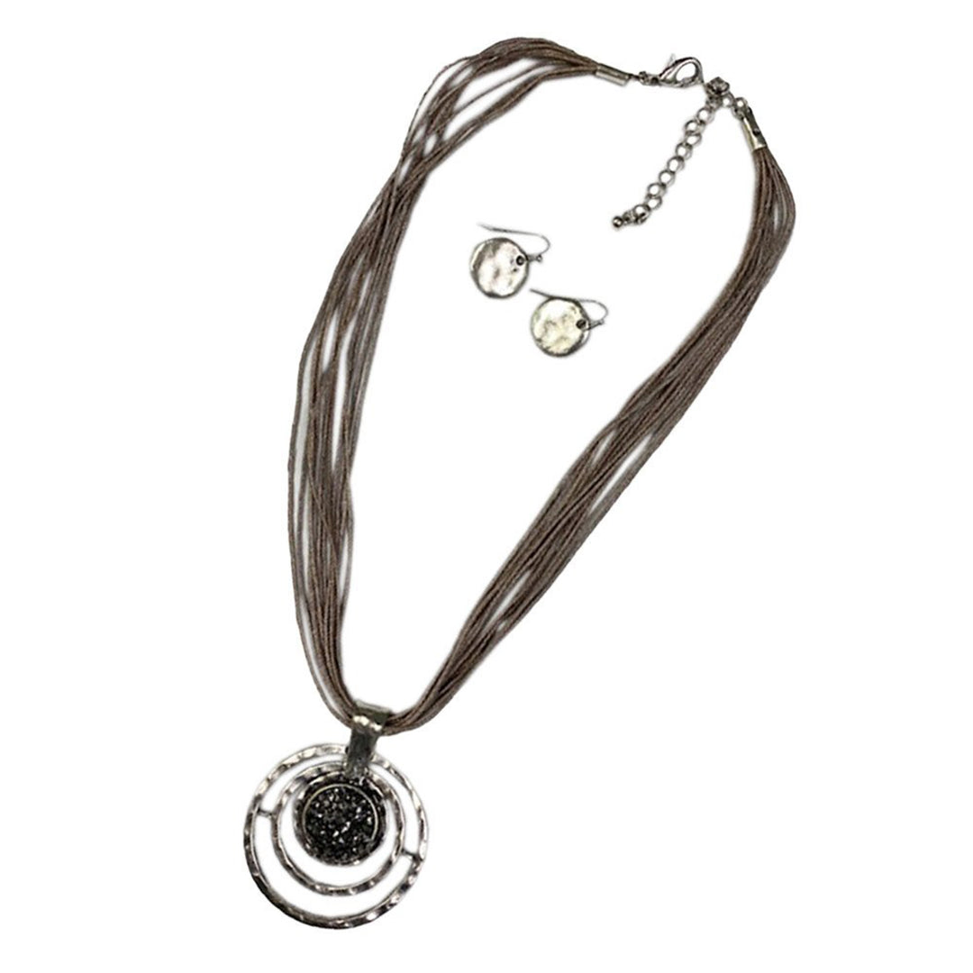 Round Hammered Pendant Necklace and Earrings Set